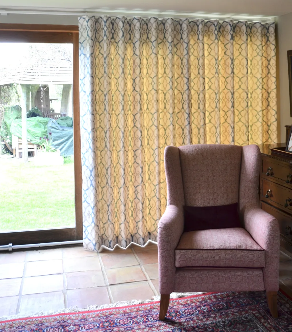 Wave Curtains