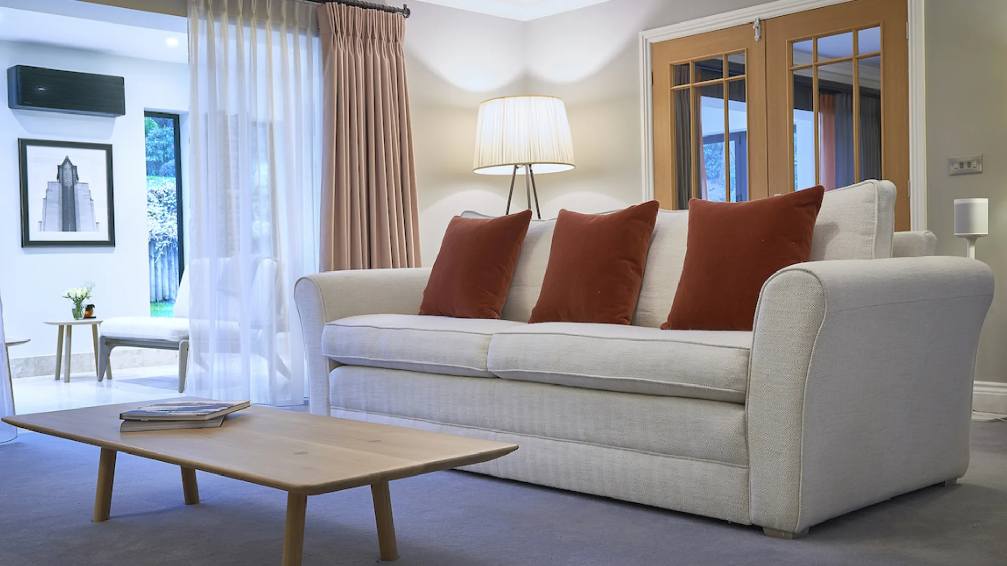 Main Lounge, Layering Double Pinch Pleat