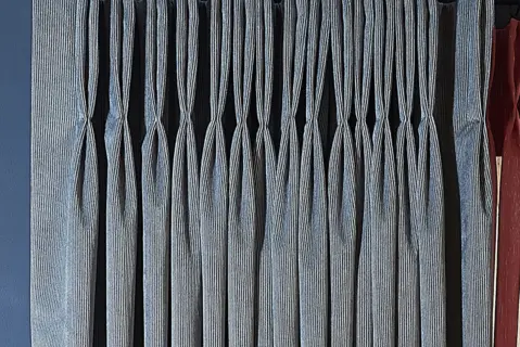 Double Pinch Pleat Heading