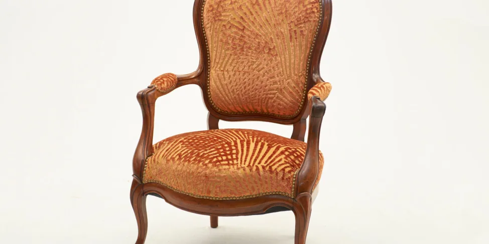 Louis XVI Replica Chair