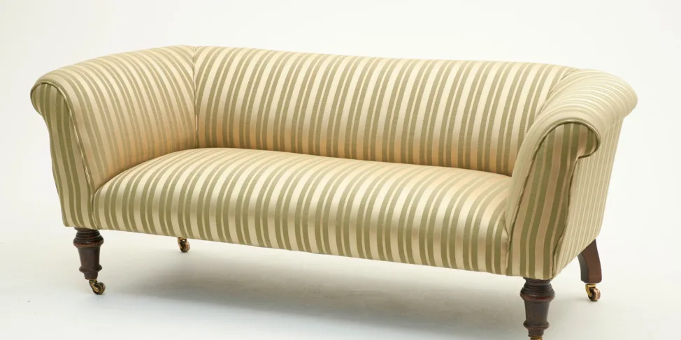 Sofa on Wheels