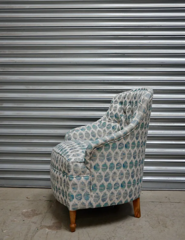 Buttoned Back Chair