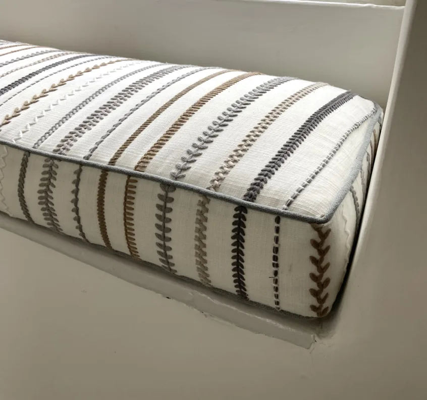 Landing Window Seat