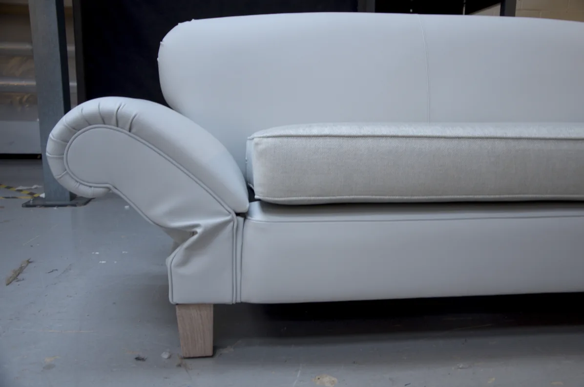 Traditional Drop Arm Sofa