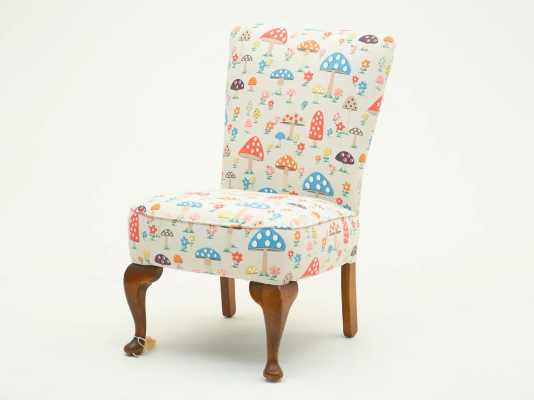Charming Novelty Chair