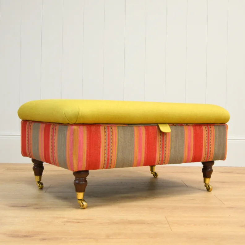 Multifunctional Storage Ottoman